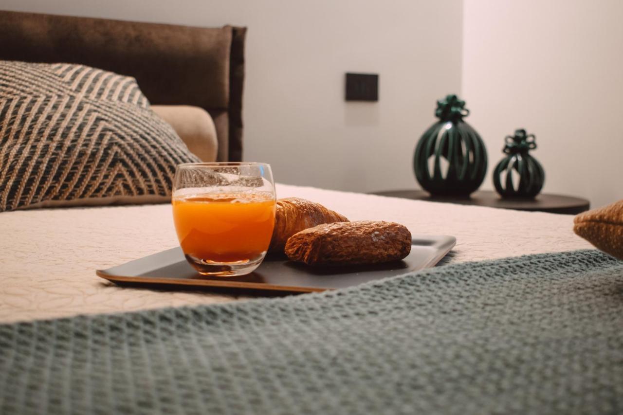 فرانكافيلا فونتانا Viale Dei Lecci - Luxury Rooms المظهر الخارجي الصورة